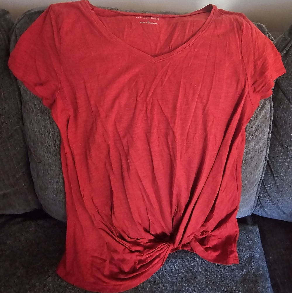 Maurices knot hem tee